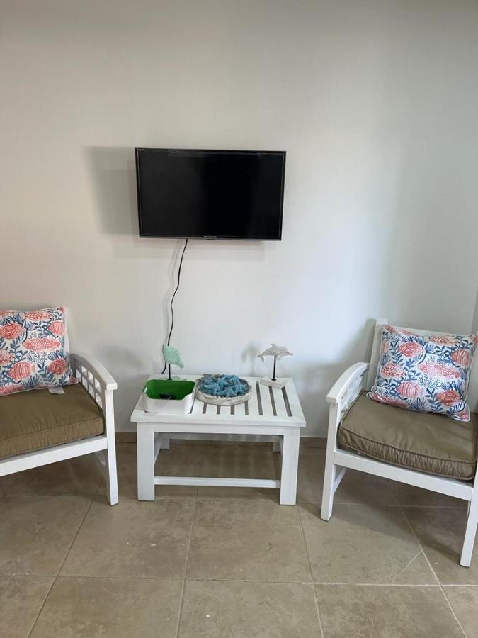 Lovely Beachfront 2 Bedrooms Condo With 2 Pools 拉斯特拉纳斯 外观 照片