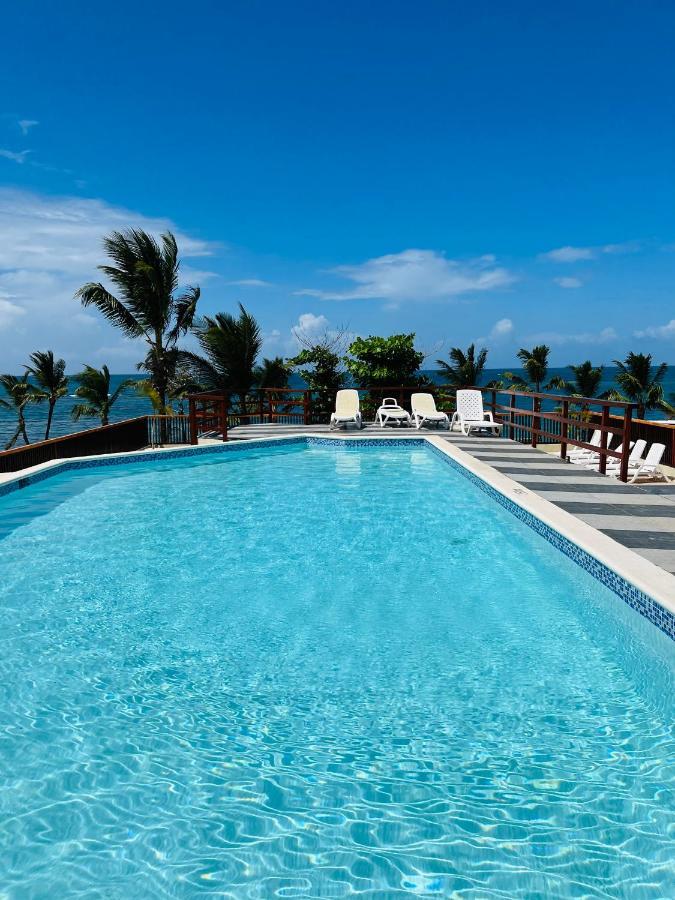Lovely Beachfront 2 Bedrooms Condo With 2 Pools 拉斯特拉纳斯 外观 照片