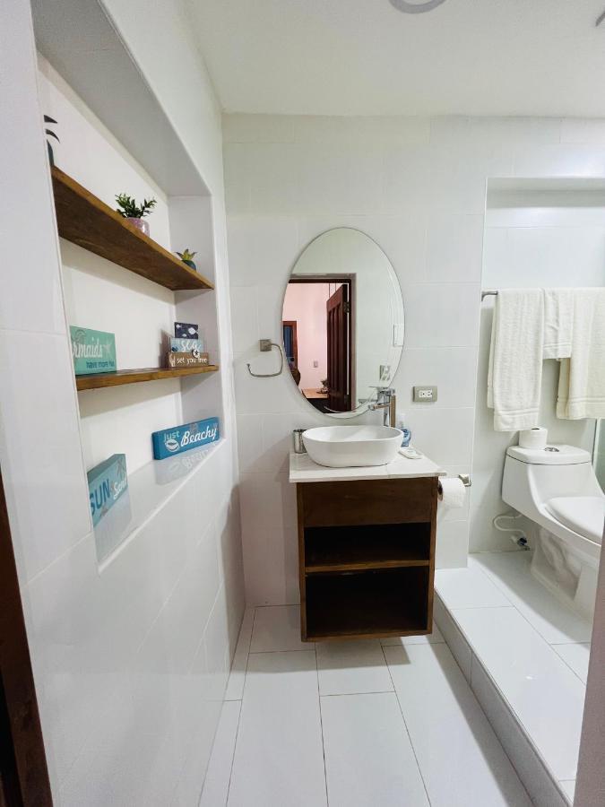 Lovely Beachfront 2 Bedrooms Condo With 2 Pools 拉斯特拉纳斯 外观 照片